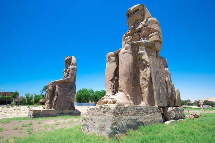 2-Days Private Luxor Tour from Cairo with Lunch