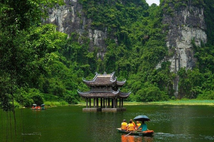 Hanoi: Luxury Private Tour to Trang An, Bich Dong & Mua Cave