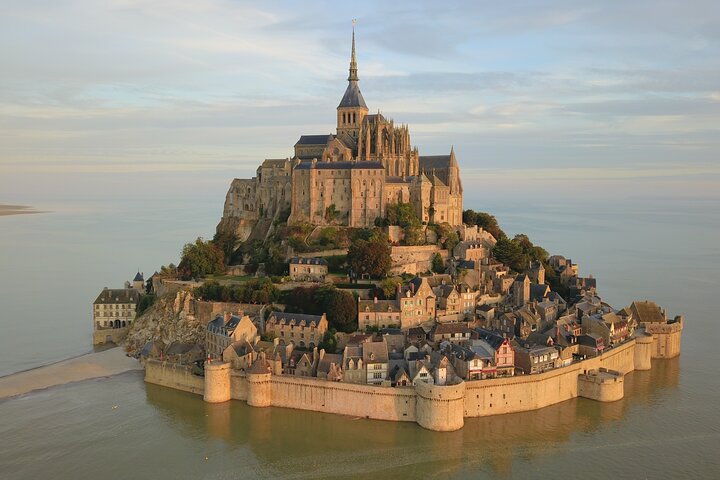 Mont Saint-Michel and Normandy D-Day Omaha Private from Paris