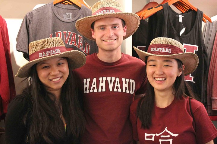 Private Tour of Harvard – 15 guests or less
