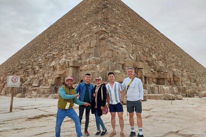 3 Days Cairo Tour to Pyramids – Churches – Museums all inclusive