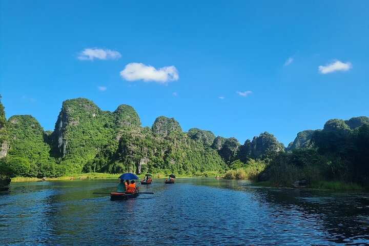 Ninh Binh Day Trip from Hanoi to Bai Dinh Trang An Boating