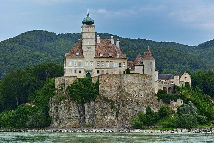 Private Wachau Valley & Danube River Tour from Vienna Private Wachau Valley & Danube River Tour from Vienna