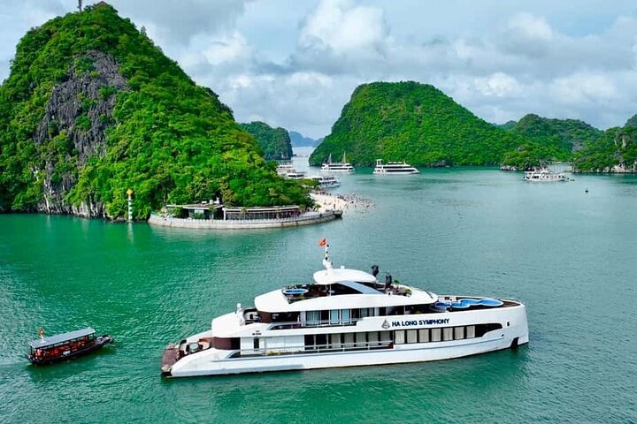 Hanoi to Ha Long Bay Luxury Symphony Cruise Experience Hanoi to Ha Long Bay Luxury Symphony Cruise Experience