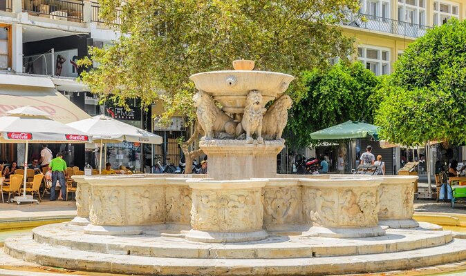 Private Tour from Rethymno: Knossos Palace and Heraklion city Private Tour from Rethymno: Knossos Palace and Heraklion city