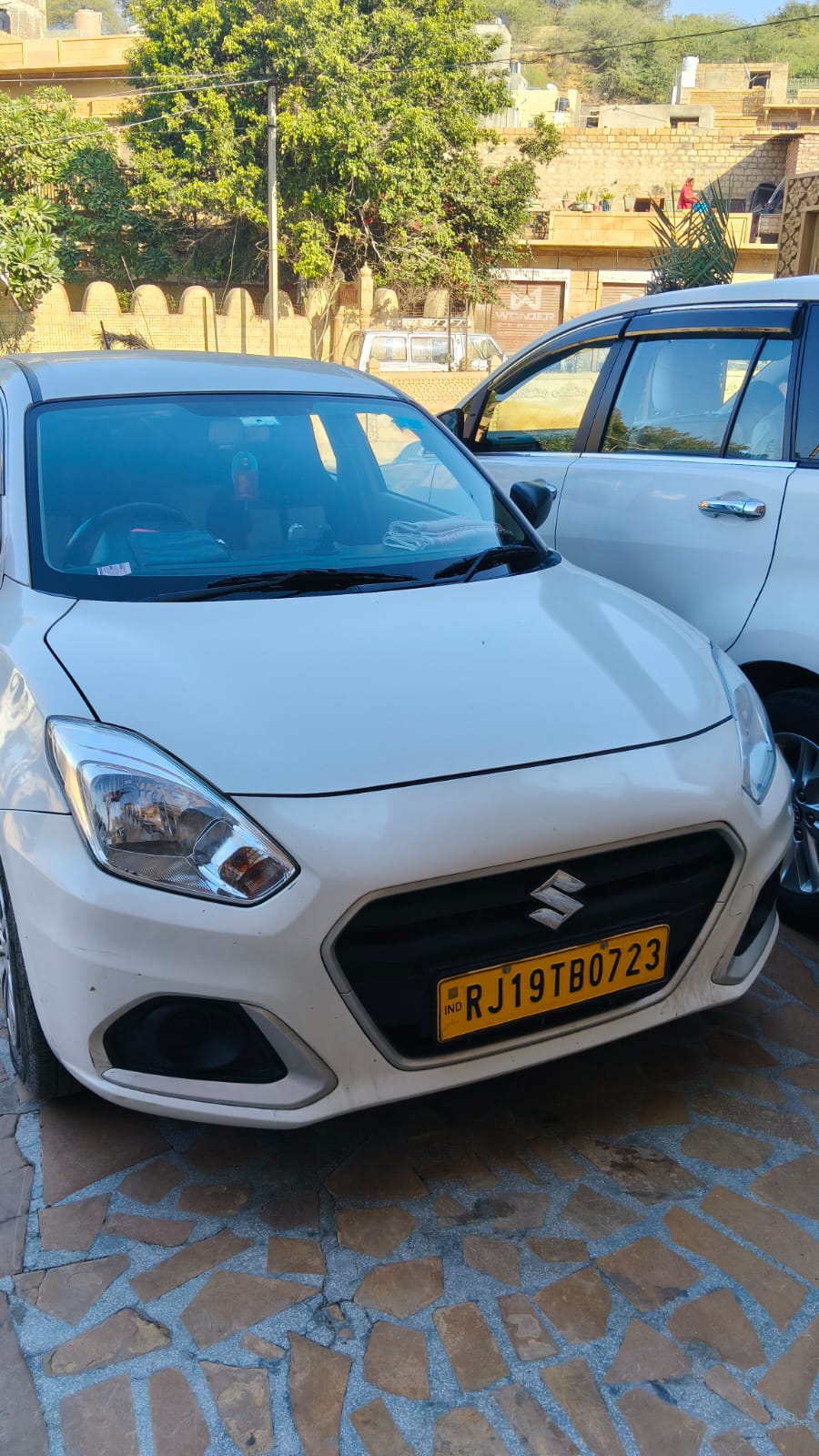 Private Transfer: Udaipur to Jodhpur (One Way) – Sedan/SUV