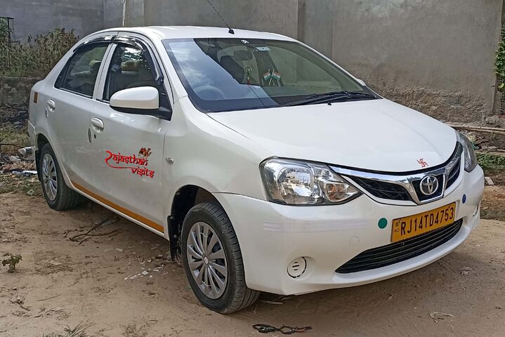 Private Transfer From Pushkar to Jodhpur One Way Sedan/SUV