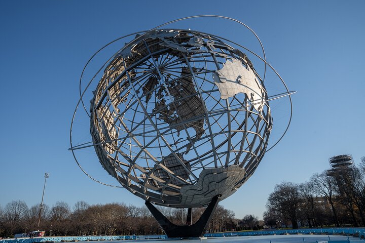 Contrasts Tour in New York City: English/Spanish