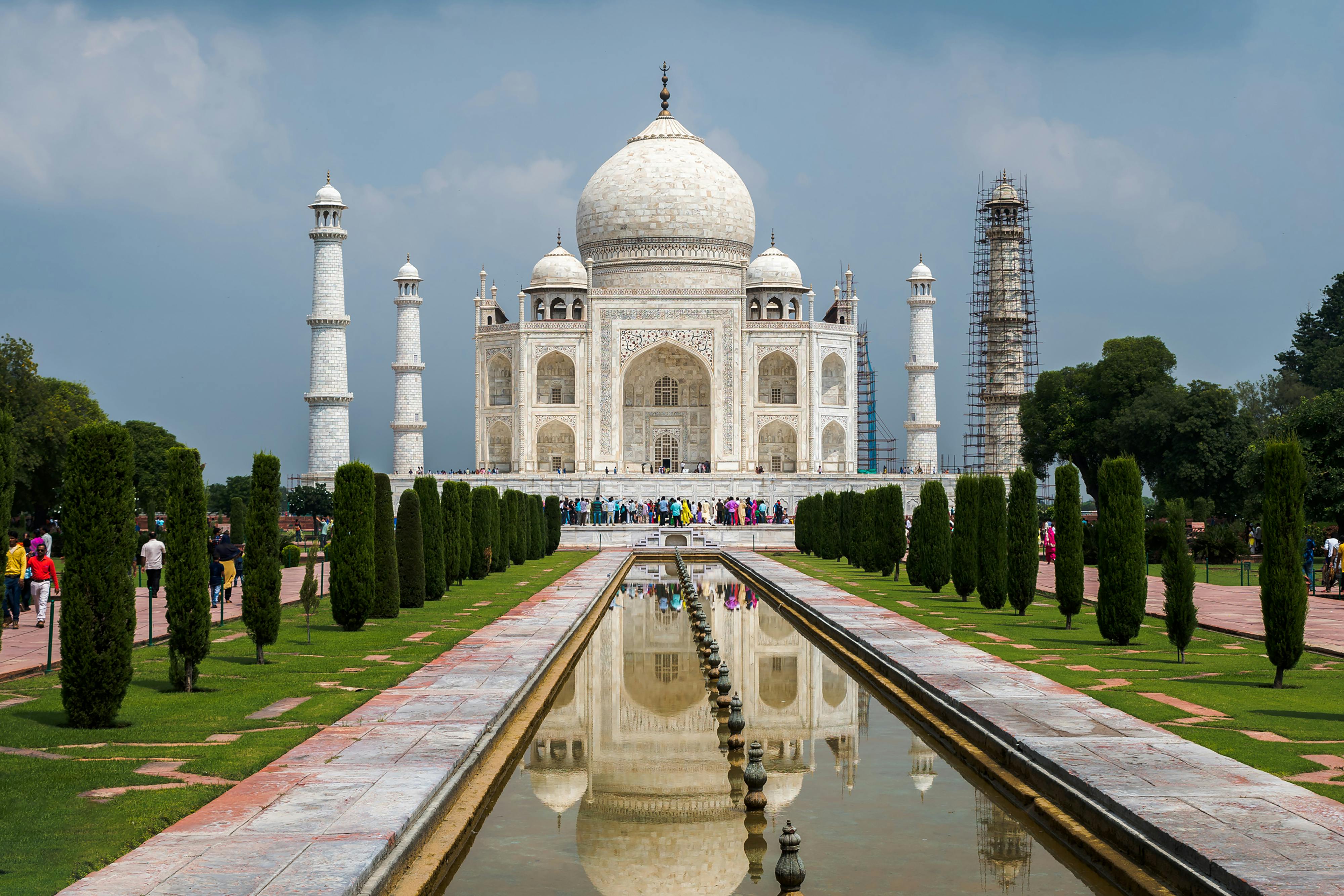 8-Day Golden Triangle & Udaipur Tour – Delhi, Agra, Jaipur & Udaipur