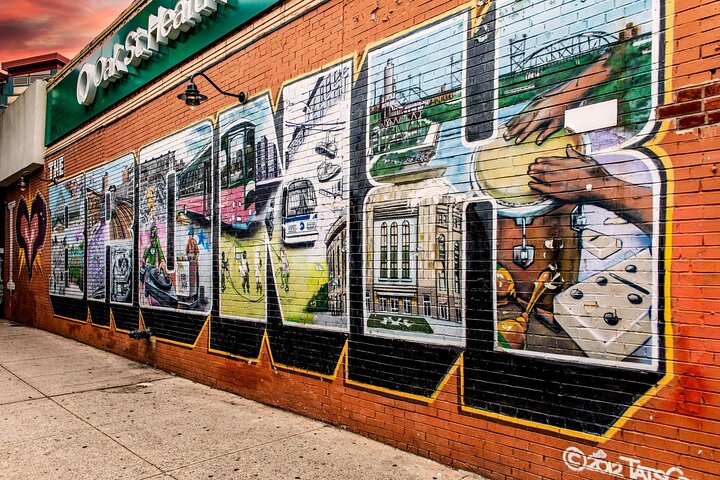 New York Contrasts and Gospel Mass Tour in Harlem