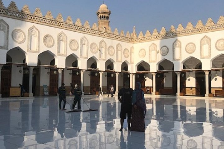 Sightseeing Private Full-Day Tour Visiting Coptic and Islamic Cairo with Lunch