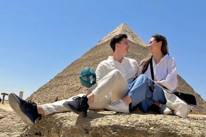 VIP Private Tour Giza Pyramids Saqqara Memphis All Inclusive