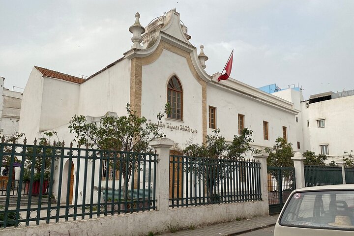 Casablanca on Foot: Medina, Mellah & Local Life Walking Tour Casablanca on Foot: Medina, Mellah & Local Life Walking Tour