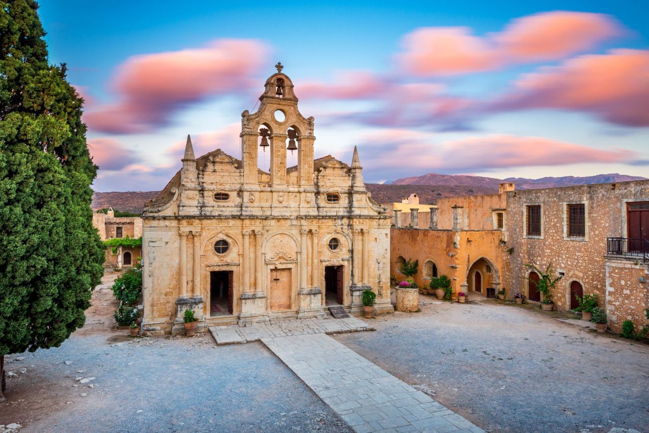 Day Trip to Cretan History & Culture with Pottery Workshop