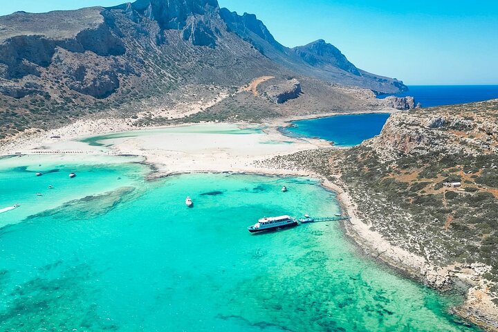 Private Tour Visit to Gramvousa and Balos from Heraklion